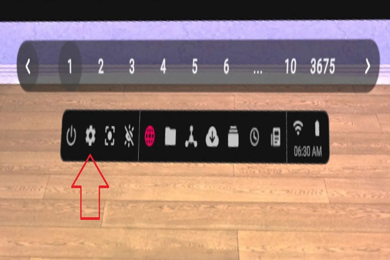 VRPorn 播放介面中,箭頭指向齒輪圖示,提示進入設定選單。